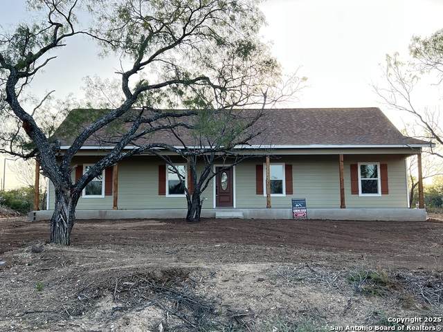 353 County Road 1643 - Photo 1