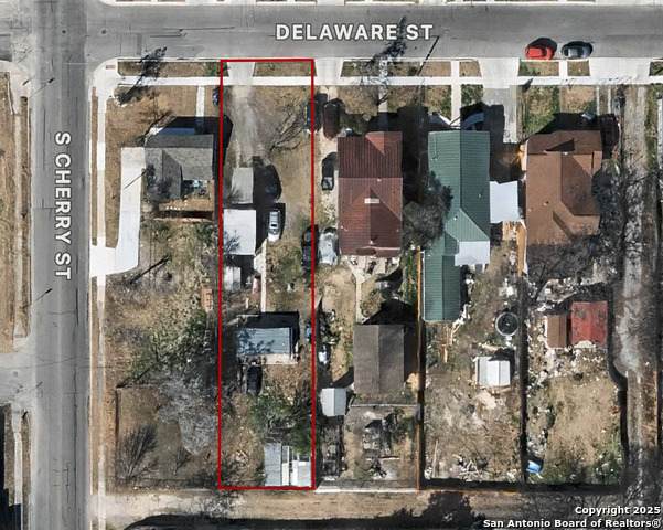 706 Delaware - Photo 1