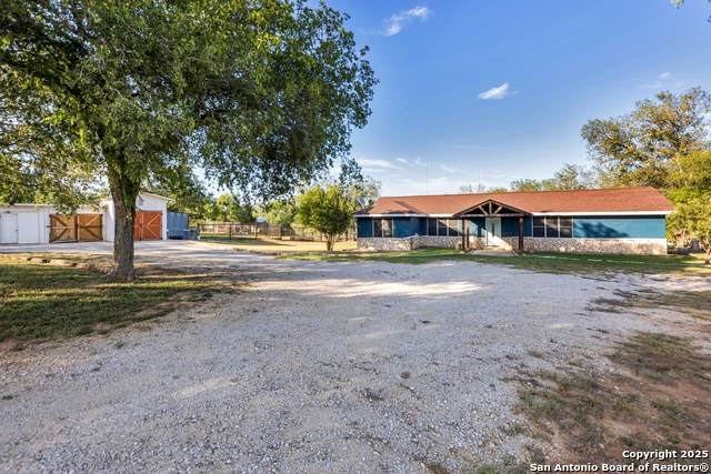 14686 Stuart Rd - Photo 1