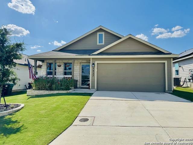 5827 Seaside Manor - Photo 1