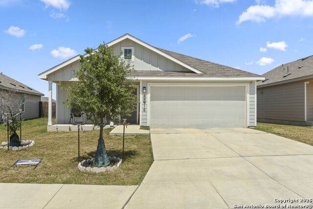 11910 Pewee - Photo 1