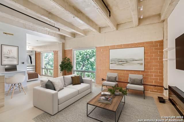 1115 Alamo St - Photo 1