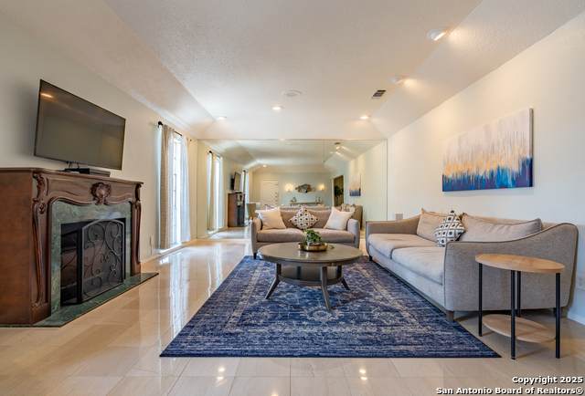 8033 New Braunfels Ave - Photo 1