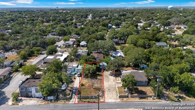 1328 Rigsby Ave - Photo 1
