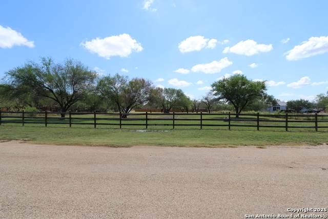 125 County Road 2666 - Photo 1