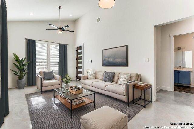 517 Pine St - Photo 1