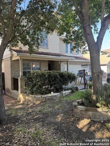 9239 Everton - Photo 1