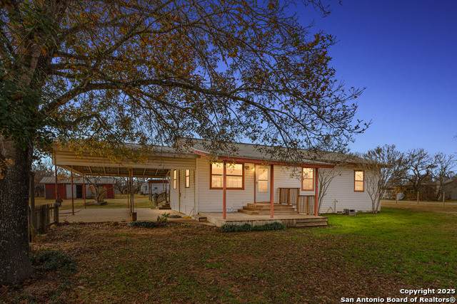 1414 Young Ave - Photo 1