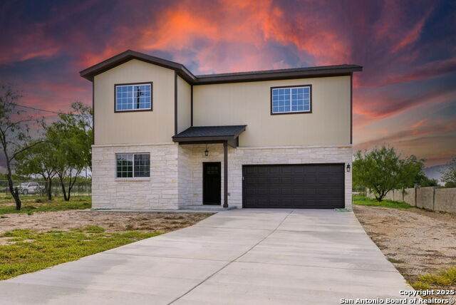 774 County Road 6843 - Photo 1