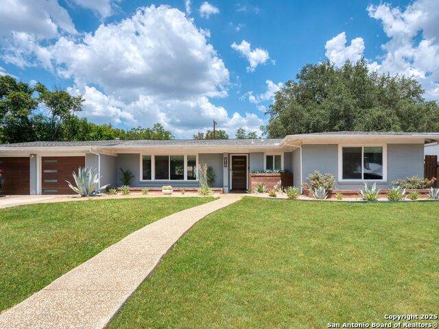 215 Tophill Rd - Photo 1