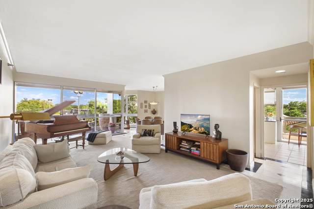 7887 Broadway - Photo 1