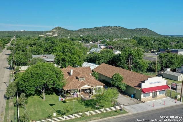 105 11th St. - Photo 1