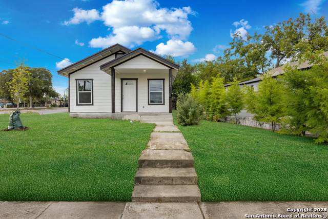 1502 Menchaca - Photo 1