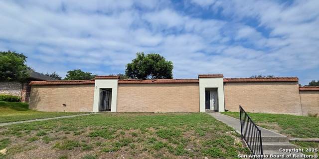 4013 Burning Tree - Photo 1