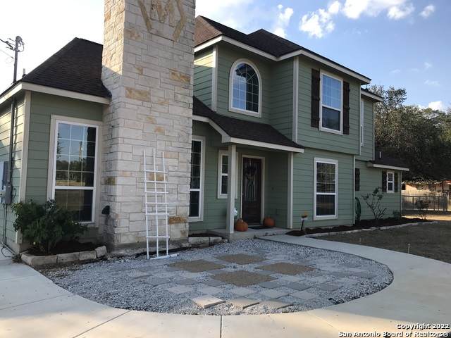 1211 Devine Dr. - Photo 1