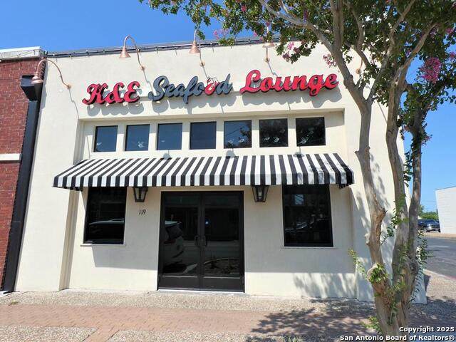 119 Washington - Photo 1