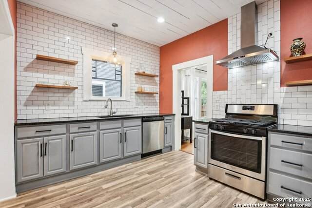 230 Glenwood - Photo 1