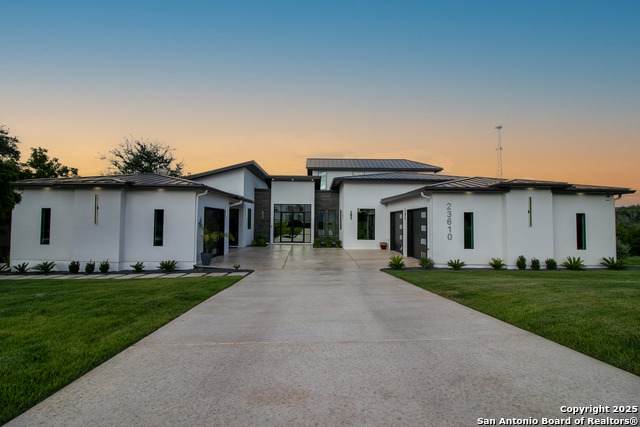 23610 Messina Cyn - Photo 1