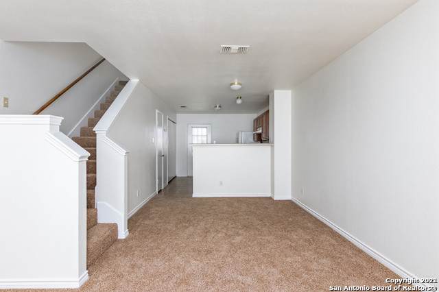 211 Autumn Pass - Photo 1