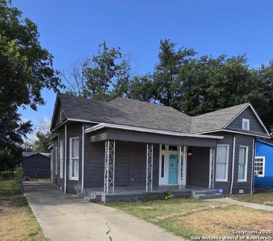 614 Cumberland - Photo 1