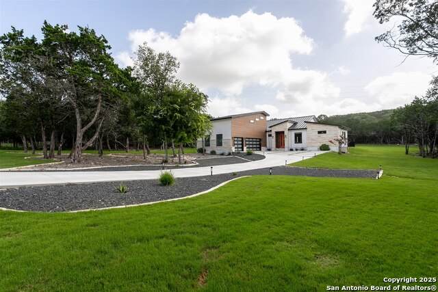 845 Coronado - Photo 1