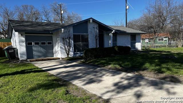 4435 Summer Wind - Photo 1