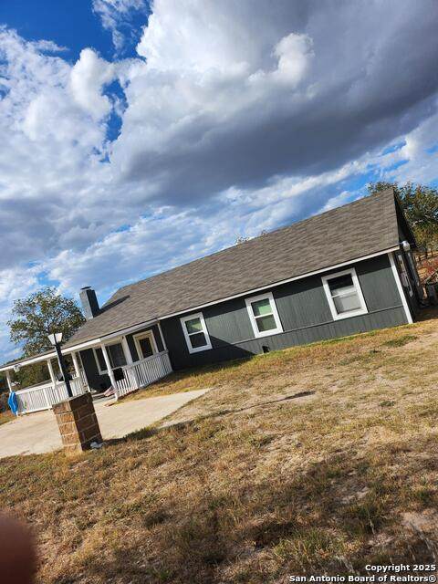 1071 Stevens Rd - Photo 1