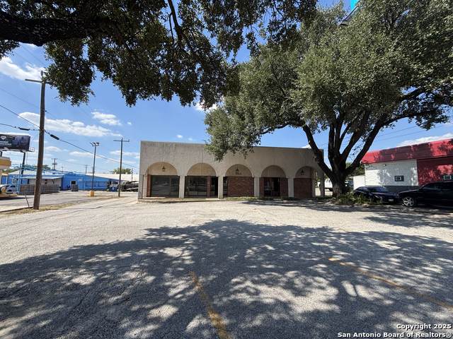 5917 San Pedro - Photo 1