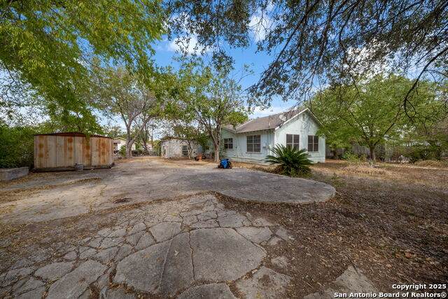 1703 San Casimiro - Photo 1