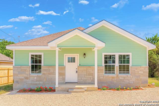 1734 Blueridge Dr - Photo 1