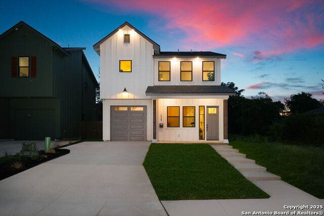 1939 W French Pl - Photo 1