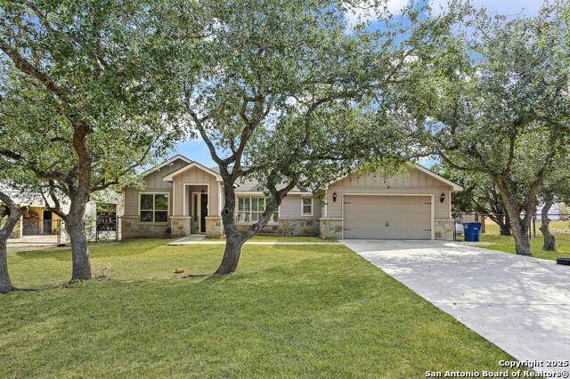 1572 Cougar - Photo 1