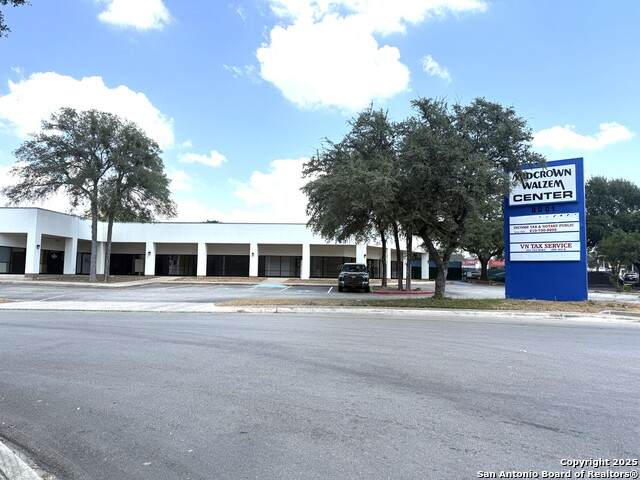 8001 Midcrown - Photo 1