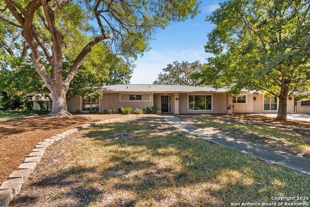 106 Briarcliff - Photo 1