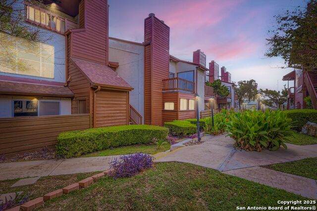 10527 Perrin Beitel - Photo 1