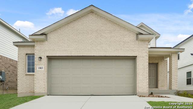 13813 Pinkston - Photo 1