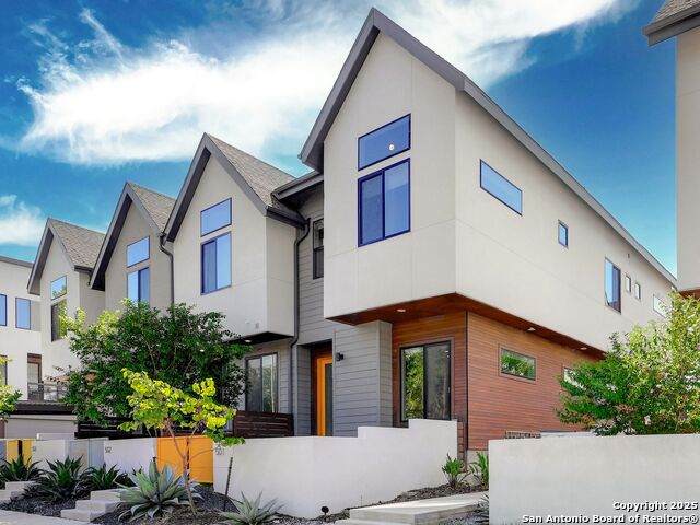 102 Tendick Street - Photo 1