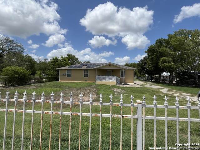 1243 Gillette Blvd - Photo 1