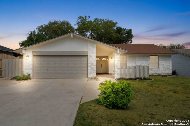 1106 Rio Linda - Photo 1