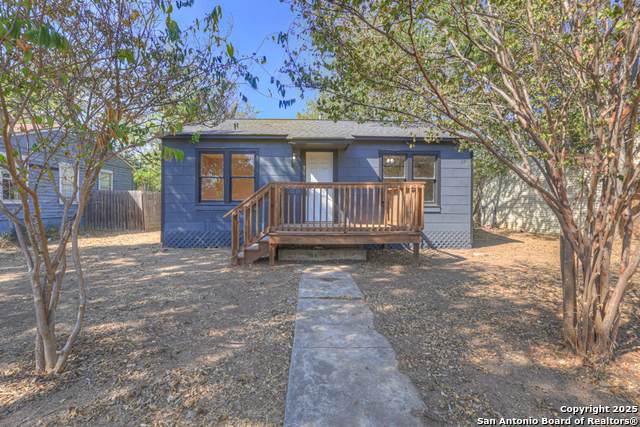 511 Wright - Photo 1