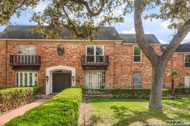 7500 Callaghan - Photo 1