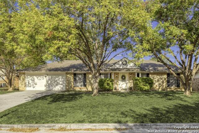 112 Suncliff - Photo 1