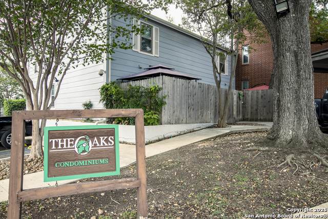 2300 Nacogdoches Rd - Photo 1