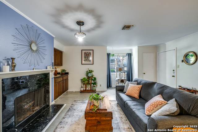 7738 Chambers - Photo 1