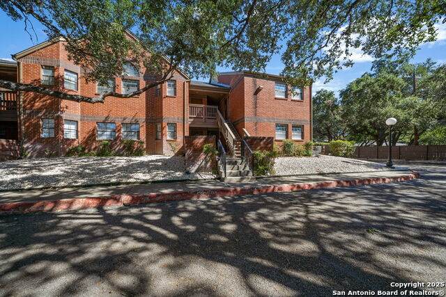 7930 Roanoke Run - Photo 1