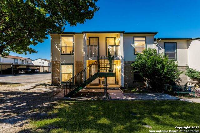 4949 Hamilton Wolfe - Photo 1