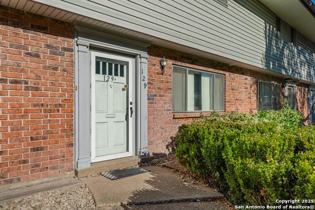 129 Silver Sands - Photo 1