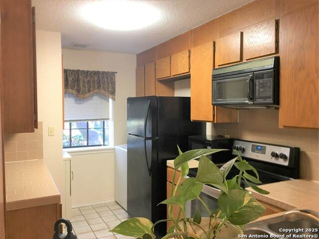 11815 Vance Jackson - Photo 1