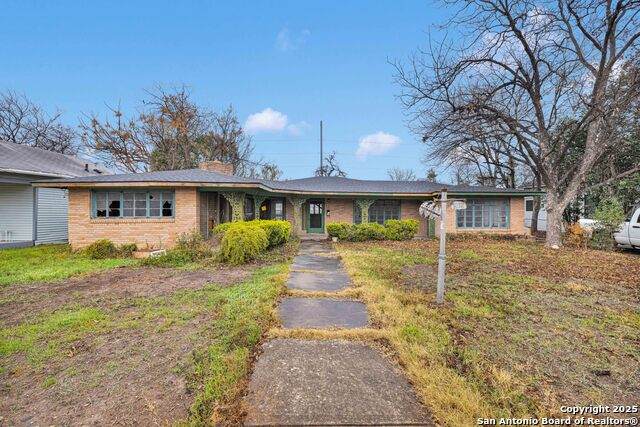 315 Blue Bonnet St - Photo 1
