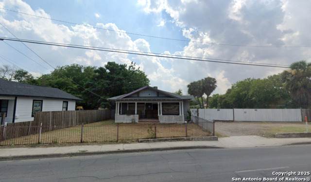 5311 Flores - Photo 1